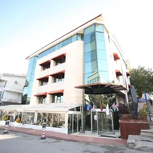 Otel Grand Nora